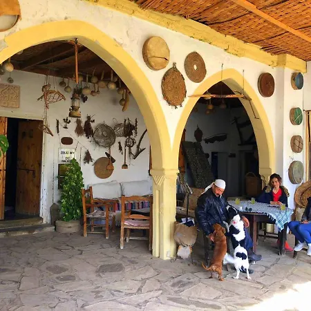 Nitovikla & Restaurant In A Cave An Authentic Local Experience ! Pensjonat 3*