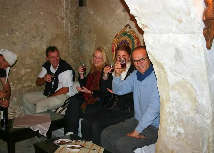Pensjonat Nitovikla & Restaurant In A Cave An Authentic Local Experience ! Komi Kebir