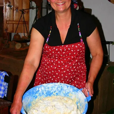 Гостевой дом Nitovikla & Restaurant In A Cave An Authentic Local Experience ! Komi Kebir